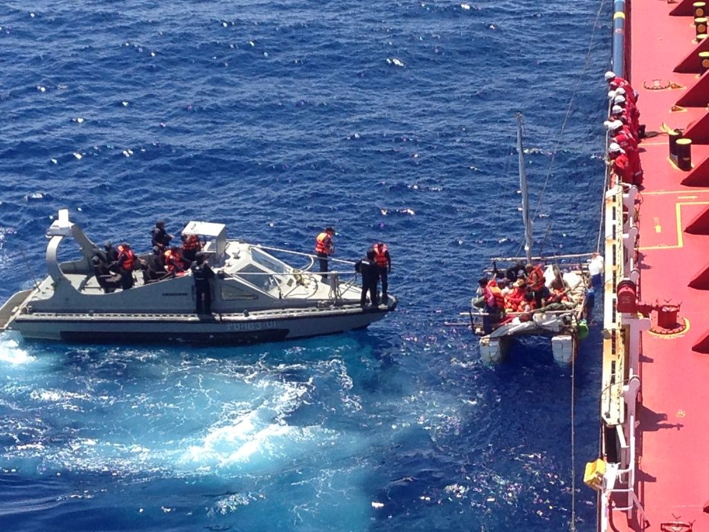Rescata SEMAR a 11 cubanos en el Golfo de México - semar-2