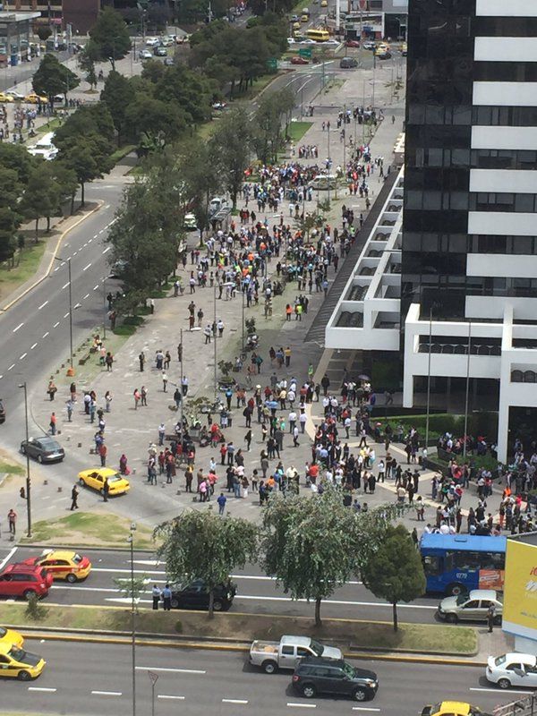 Nuevo sismo de 6.8 sacude Ecuador - sismo-ecuador-5