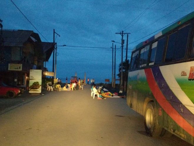 Sismo magnitud 6.8 deja un muerto y 85 heridos - temblor-ecuador-EdiGuerron