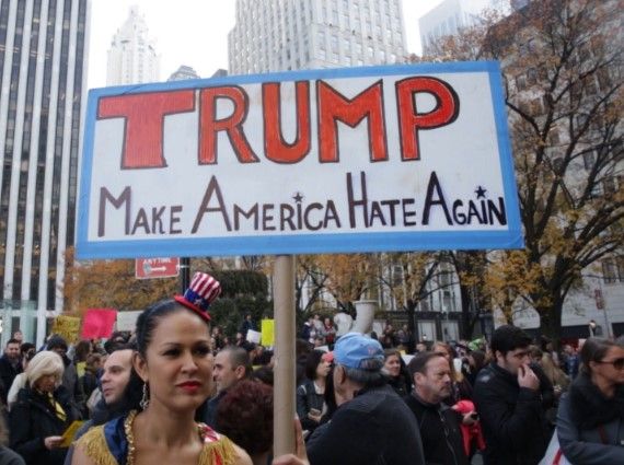 "No voy a votar por Trump": ex tesorera de EE.UU. - trump-manifestacion-RRT