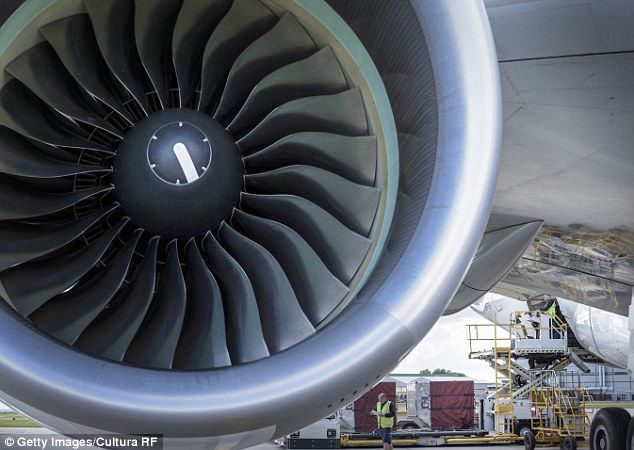 ¿Por qué se estrellan los aviones? - turbina