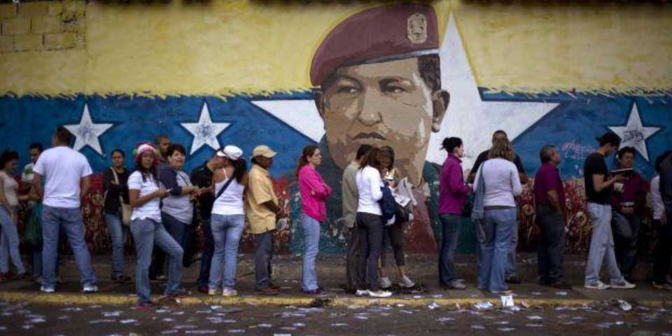 “En Venezuela la gente caza perros y gatos para comer”: alcalde