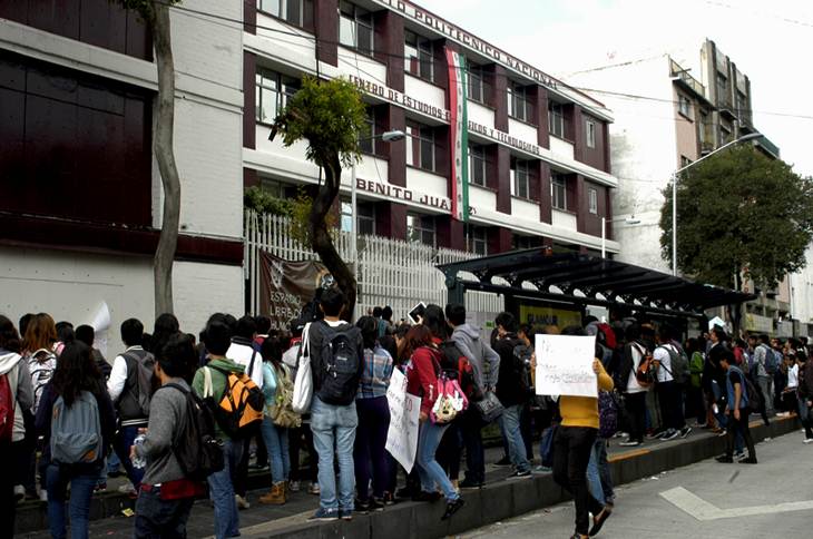 Vocacionales 1 y 5 reanudaron clases este lunes - voca-5
