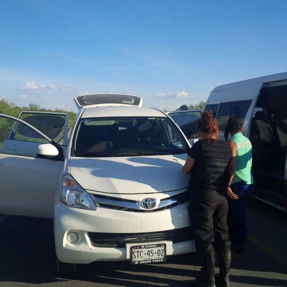 Detienen a choferes de Uber por traficar migrantes en Coahuila - 12