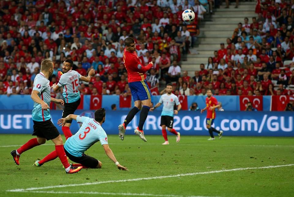 España obtiene el pase a octavos de final - 13419032_1157824584270386_1023249396298506489_n