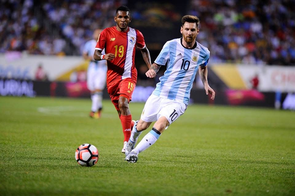 Messi se presenta con goleada en Copa América - 13434860_778610478907540_3023215075773668828_n