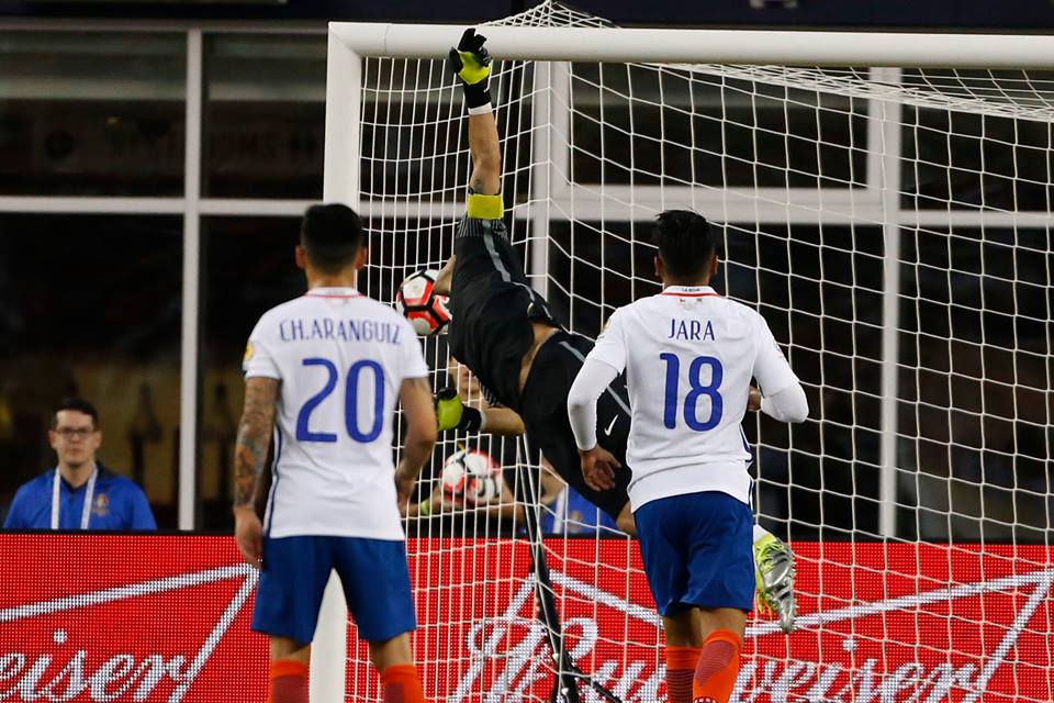 Polémica victoria de Chile - 13435417_778472415588013_6465429366011403430_n