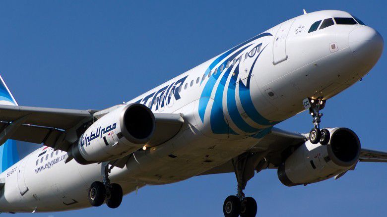 Confirma caja negra que sí hubo humo en el accidente del EgyptAir
