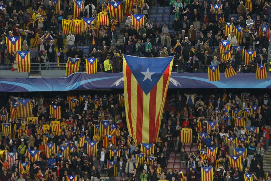 UEFA multa al Barcelona con 150 mil euros - 247132-944-629