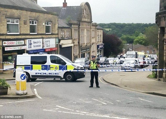 Asesinan a diputada británica - 355ADD1200000578-3644847-image-a-96_1466084576607