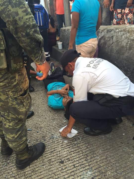 Choque de camiones en Acapulco deja 41 heridos - 3fe35bf0-528a-425a-b3fd-ddf7c6146d7e