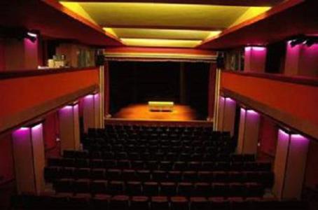 Cierra el Teatro Arlequ&iacute;n - 55393253404e9