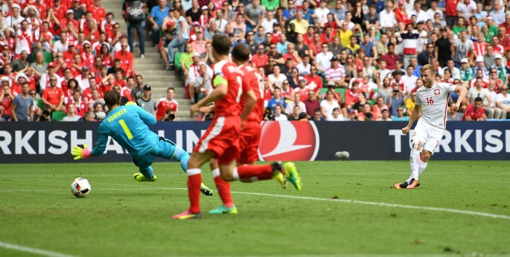 Polonia derrota a Suiza en penales y avanza a cuartos - 607758465_LG_8863_0C6E456243B53462247EE70B2F5FF79C_3447-1024x517