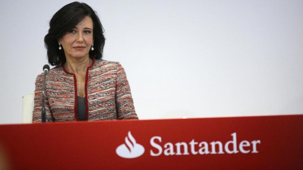 Las mujeres más poderosas del mundo según Forbes - Ana-Patricia-Botin-1024x576
