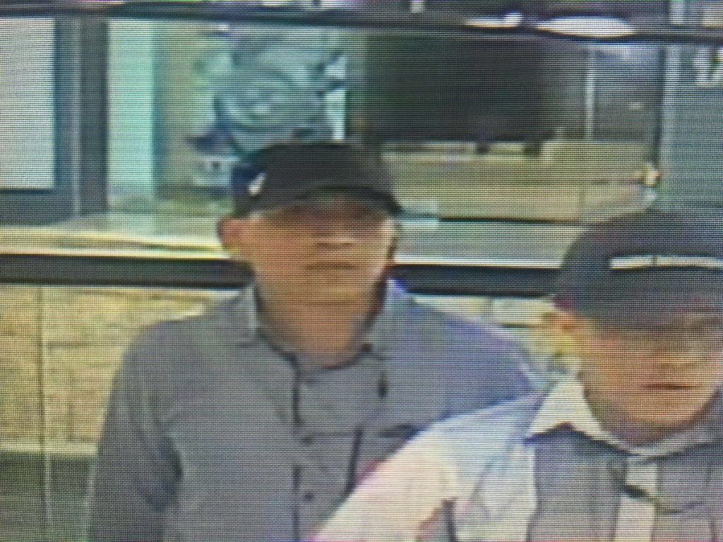 Asaltan joyerías en centro comercial de Nuevo León - Asaltantes-Nuevo-León-1024x768