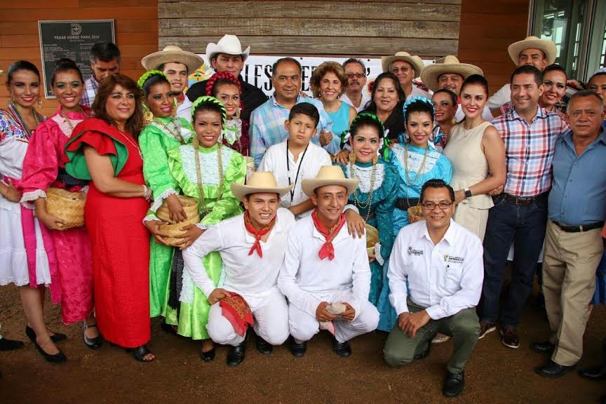 Fortalece gobernador Astudillo relación con guerrerenses en EE.UU.