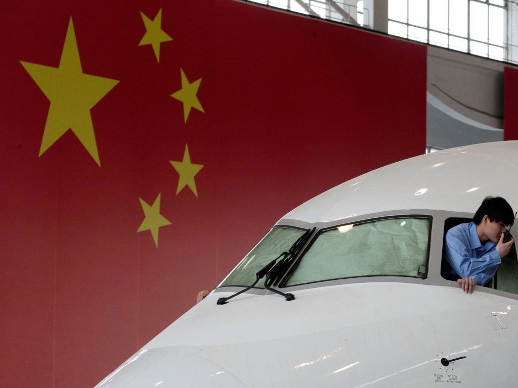 El primer avión de pasajeros hecho en China - Avión-Chino-12-1024x768