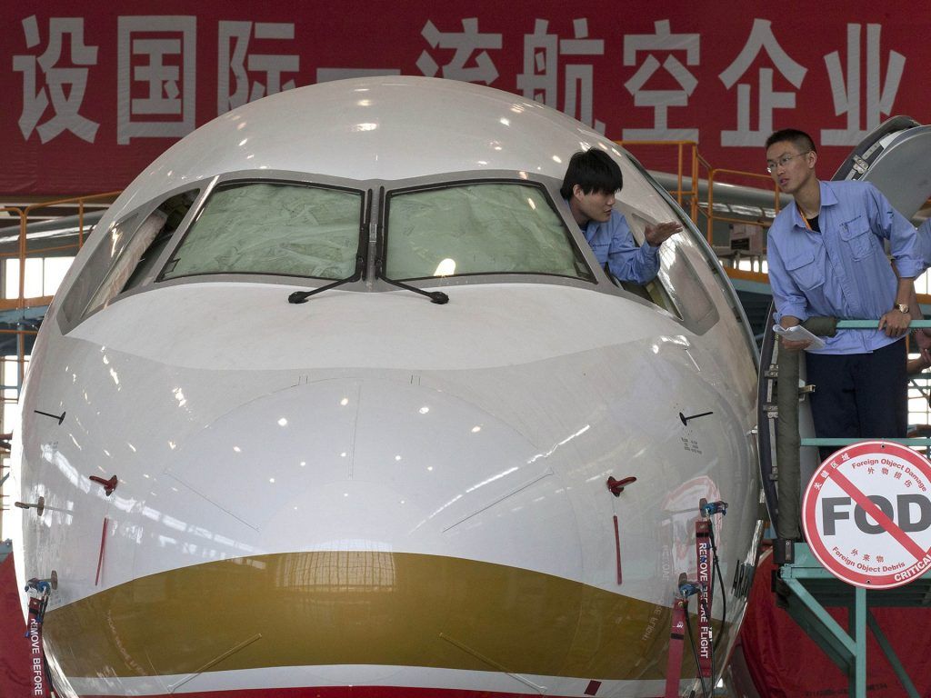 El primer avión de pasajeros hecho en China - Avión-Chino-4-1024x768