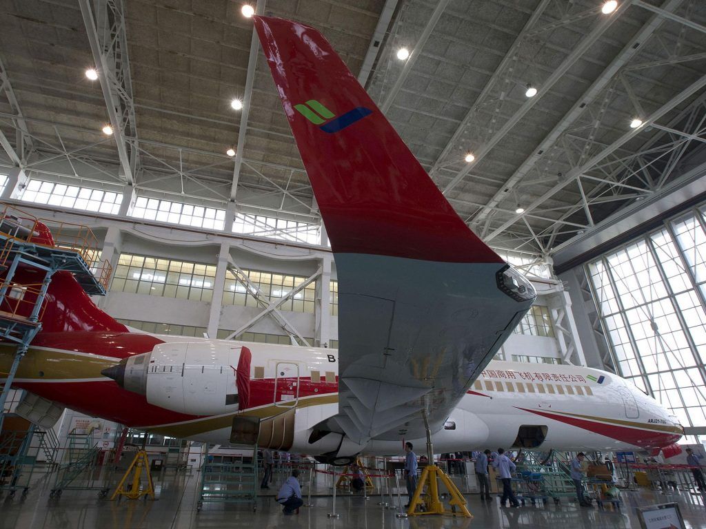 El primer avión de pasajeros hecho en China - Avión-Chino-6-1024x768