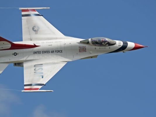 Avión de la Fuerza Aérea de EE.UU. se estrella en Colorado