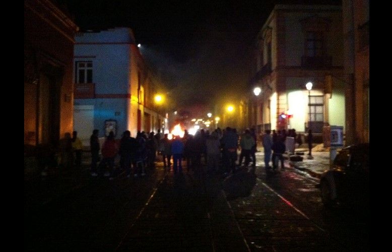 CNTE coloca barricadas en el centro de Oaxaca - CNTE-2016-Oaxaca-Internet2