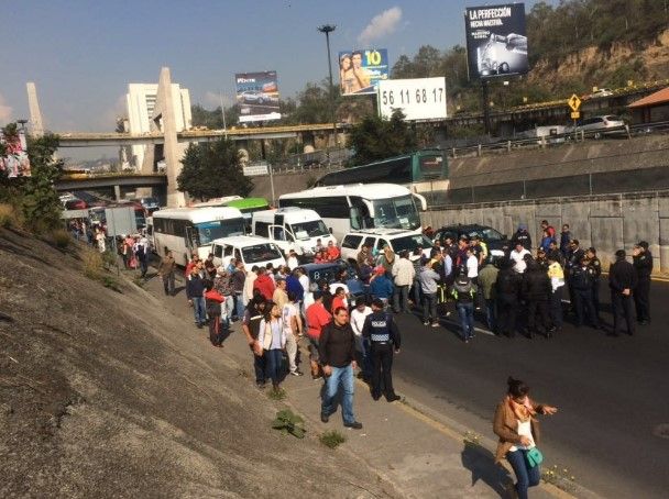 CNTE marcha hacia la SEGOB - CNTE-Mexico-Toluca-Siete24Noticias2