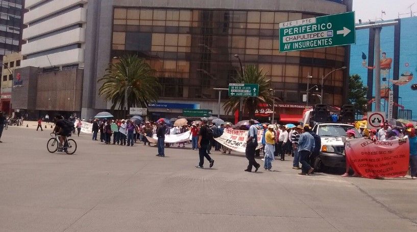 CNTE marcha hacia la SEGOB - CNTE-Reforma-8jun-GaboOrtega73-1