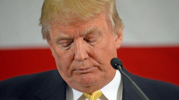 A la baja Donald Trump