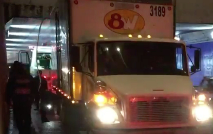 Tráiler queda atorado en Viaducto Oriente - Captura-de-pantalla-2016-06-21-a-las-7.57.46-a.m.