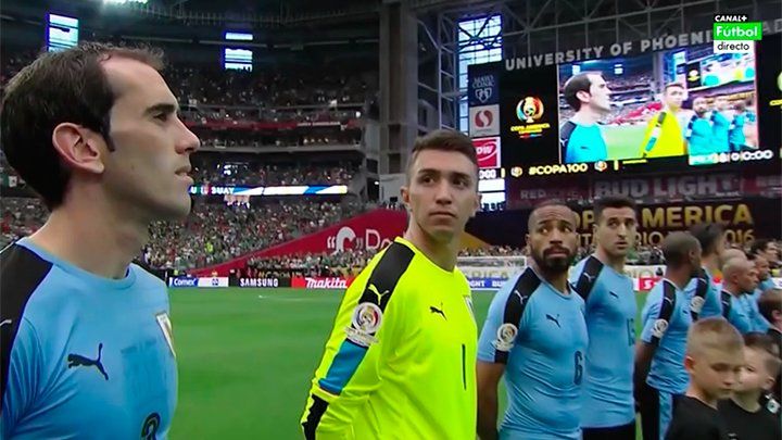 Federación uruguaya se queja por error del himno en Copa América