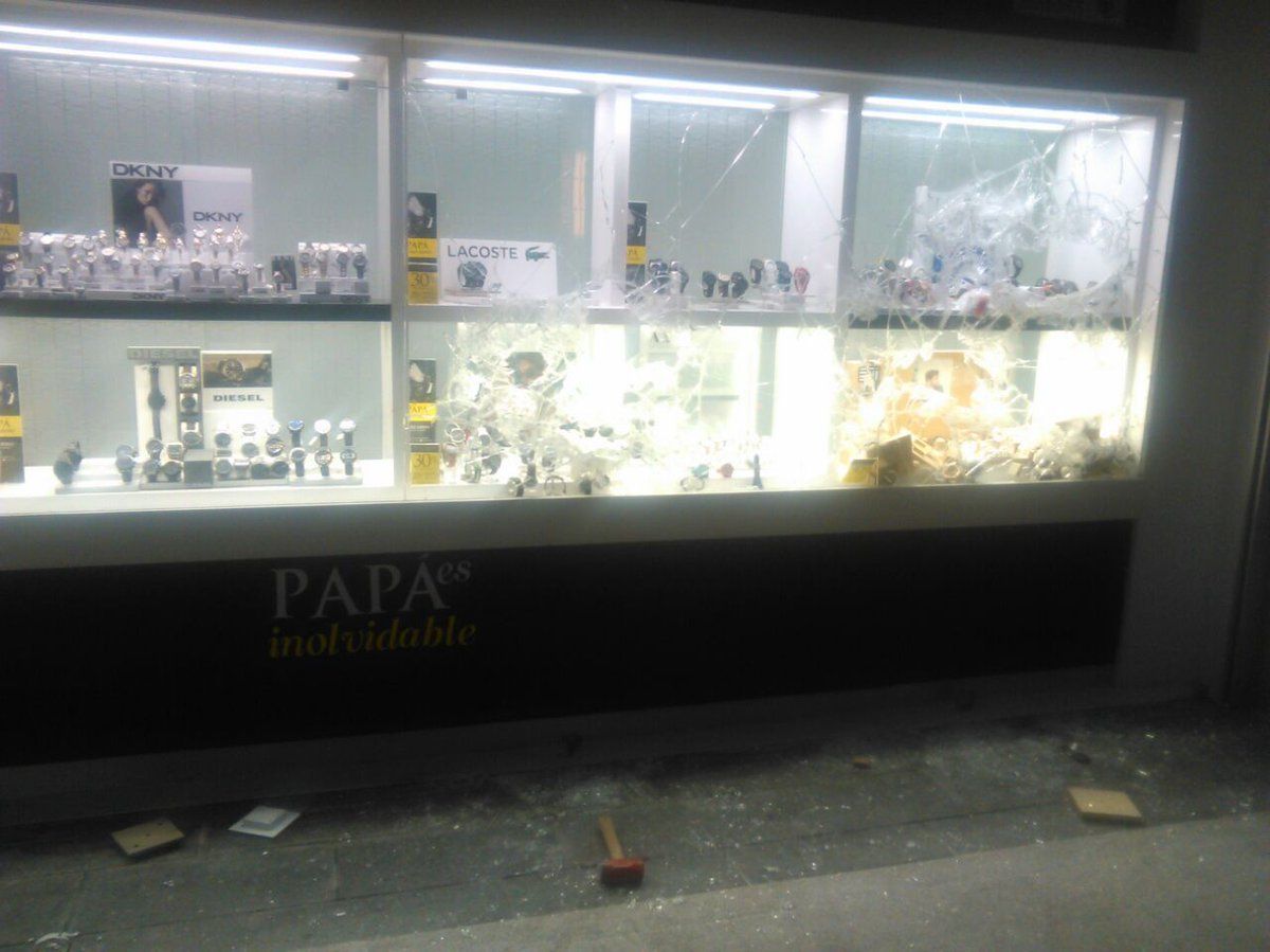 Asalto a joyería en Vallejo deja tres detenidos