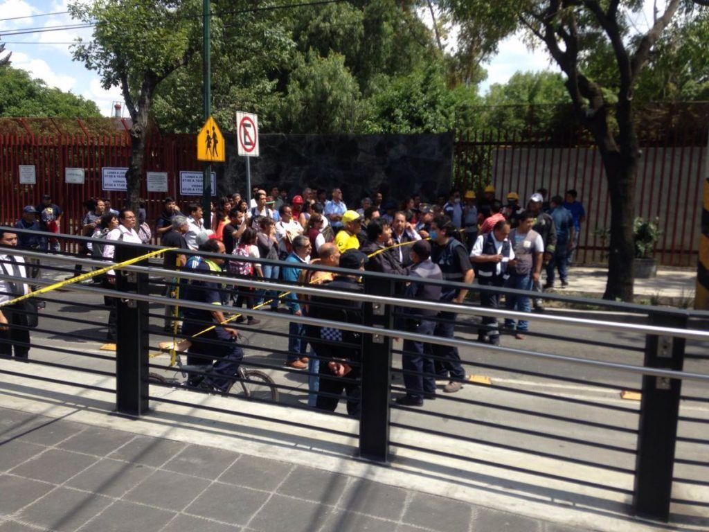 Controlan fuga de de gas en Eje 5 Norte - Clll7khXEAAlWWW-1024x768