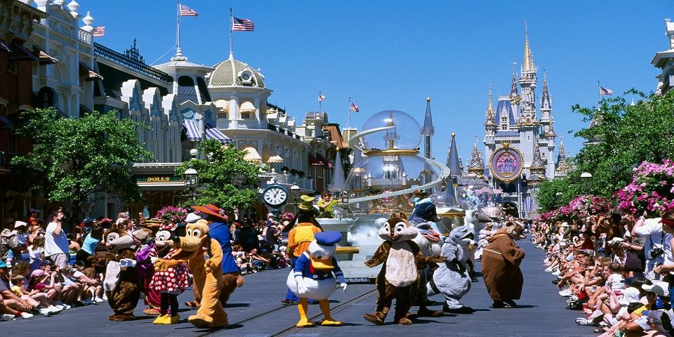 Disney refuerza seguridad en sus parques en Estados Unidos