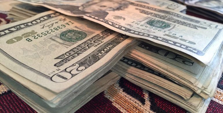 Dólar cierra a la venta hasta en 19.23 pesos Dólar cierra a la venta hasta en 19.23 pesos