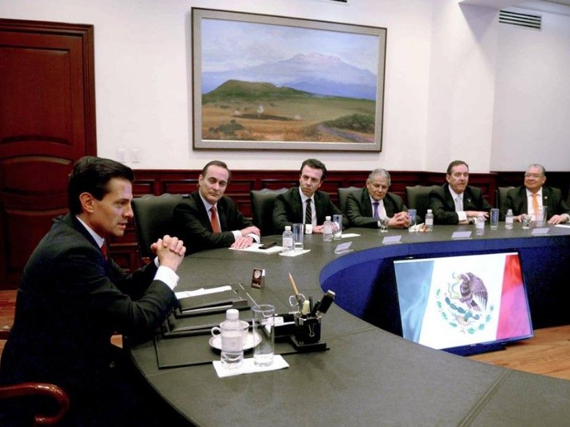 EPN se reúne con empresarios para hablar sobre leyes anticorrupción