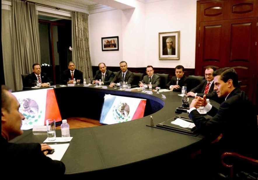 EPN se reúne con empresarios para hablar sobre leyes anticorrupción - EPN-empresarios-Presidencia3