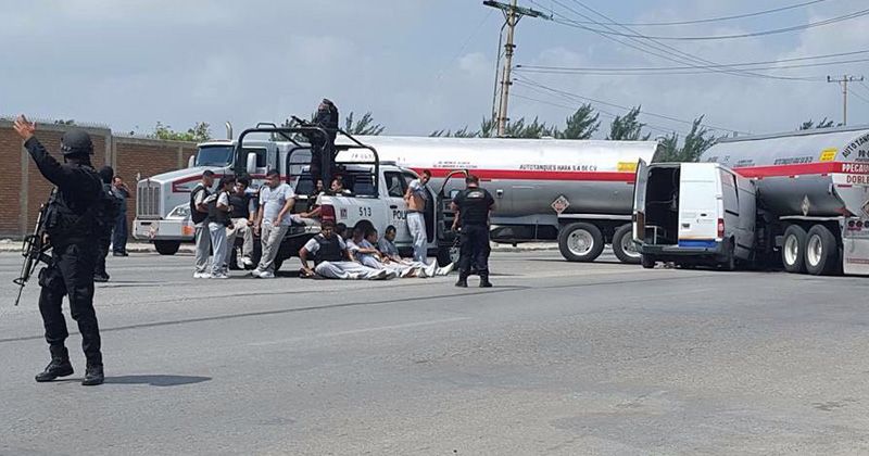Accidente deja a seis reos lesionados durante traslado en Tamaulipas - Foto-de-Expreso