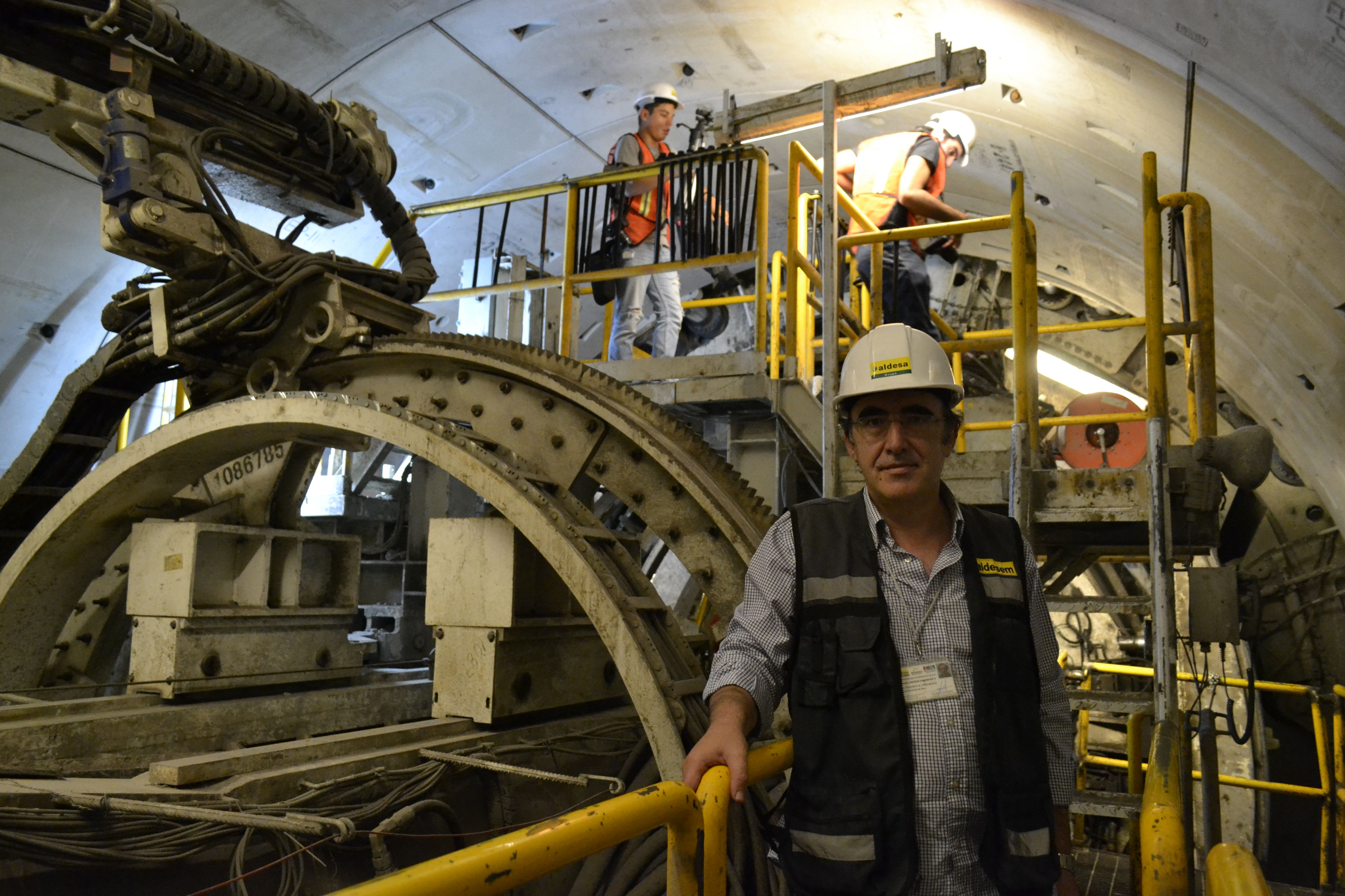 Así combatirán las inundaciones en el Estado de México - Francisco-Miguel-López-superintendente-de-la-obra-fue-quien-dirigió-el-recorrido