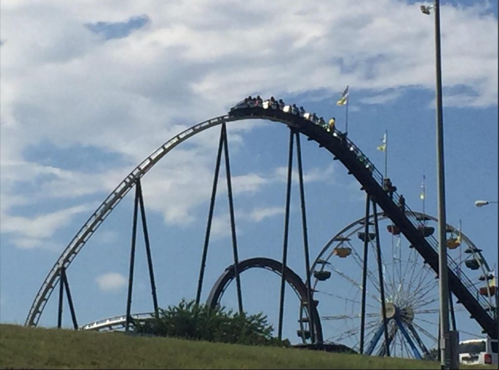 Rescatan a ocho personas atrapadas en una montaña rusa - Frontier-City-Oklahoma-OKCFox-1024x760