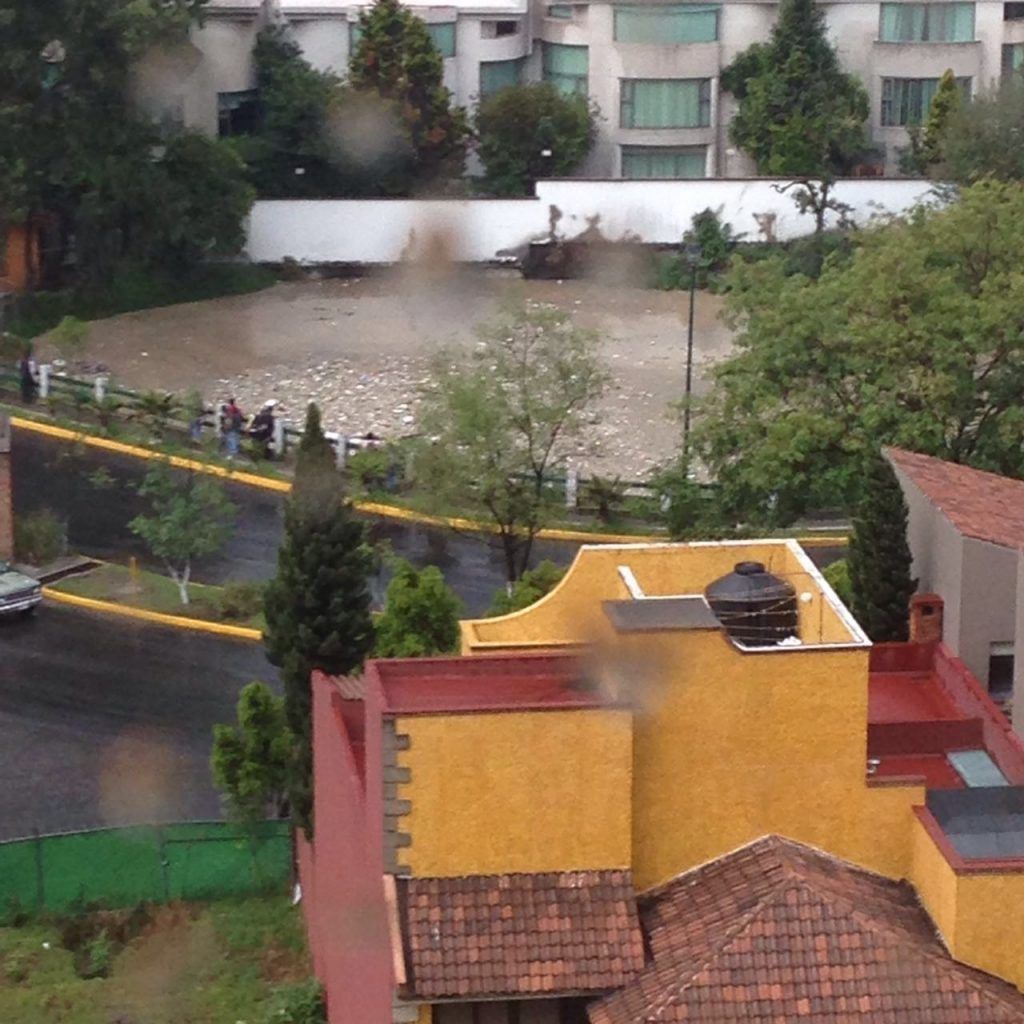 Vuelve a inundarse calle Hacienda de las Golondrinas en Interlomas - Hacienda-de-las-golondrinas-Interlomas-3-1024x1024