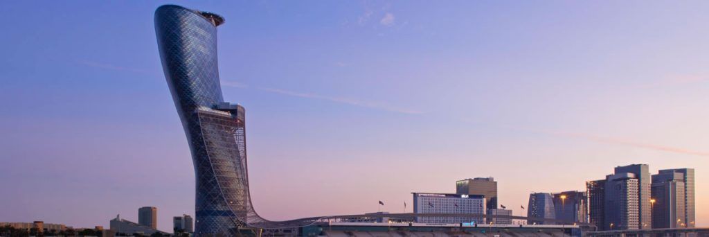 Este es el edificio más inclinado del mundo - Hyatt-Capital-Gate-Abu-Dhabi-Exterior-1024x342