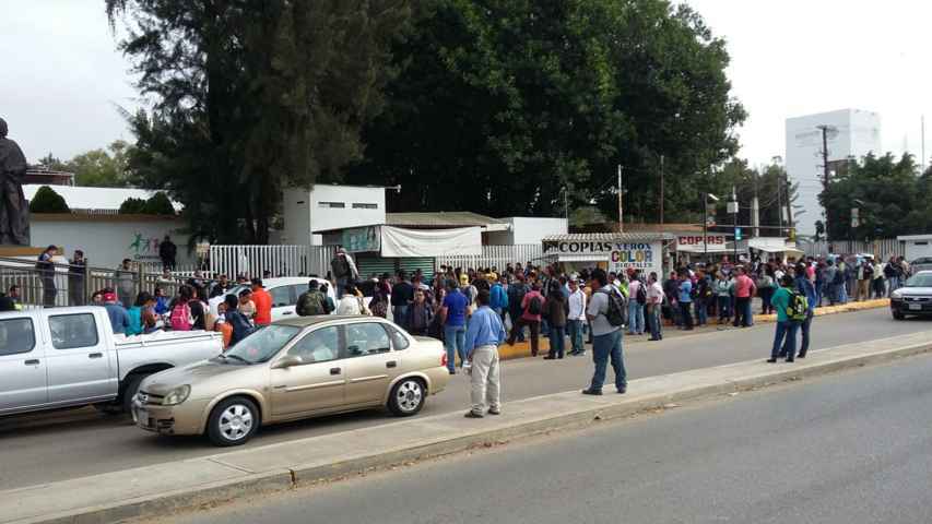 Bloquea Sección 22 carretera y oficinas del IEEPO en Oaxaca