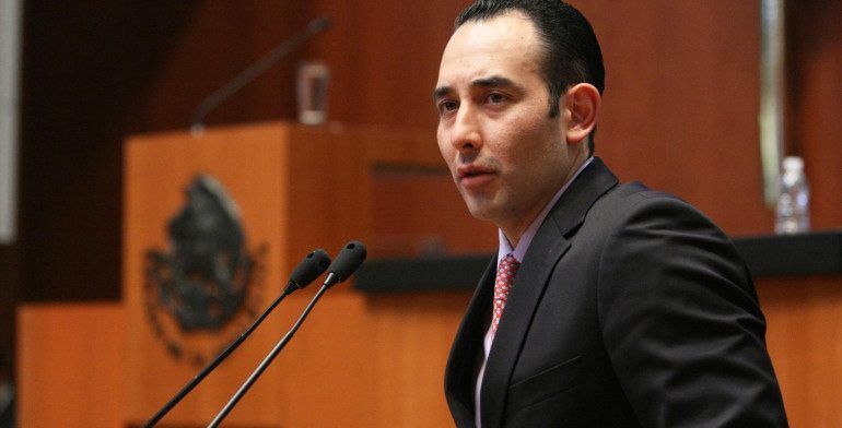 Gil Zuarth y Lozano comunican su voto contra ‘Pase Automático’