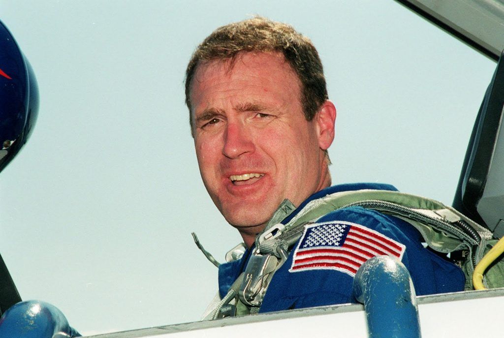 Acusan a exastronauta por homicidio en accidente de tránsito - James-Halsell-1024x687