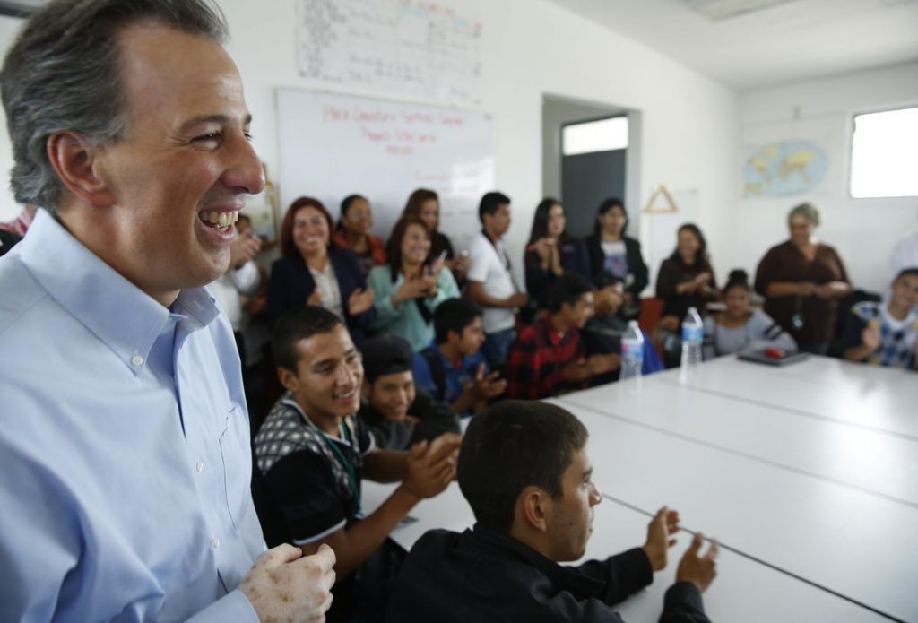 Sedesol abastecerá vía aérea tiendas Diconsa en Oaxaca: Meade - José-Antonio-Meade-Michoacán-2-1024x695
