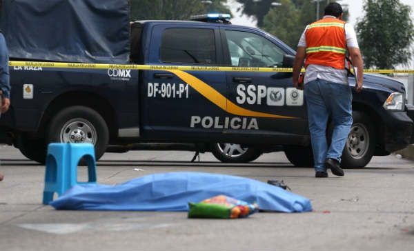 Camión arrolla a mujer mayor en Azcapotzalco - Leslie-Pérez