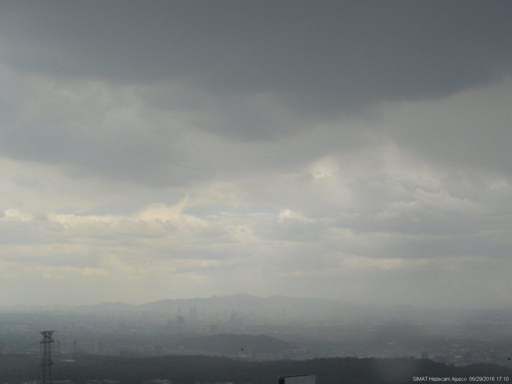 Graves encharcamientos en la Ciudad de México - Lluvias-WebCamsdeMéxico-3-1024x768