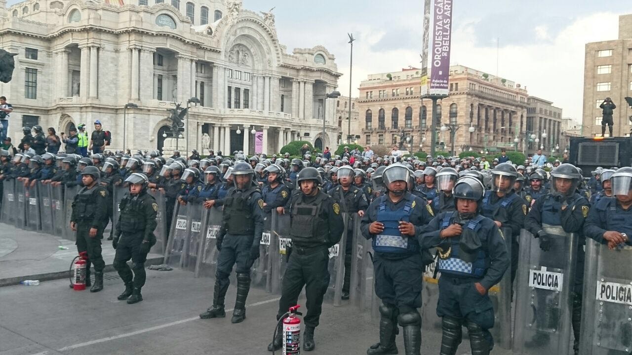 Mancera pide a CNTE no traer a más maestros a la ciudad