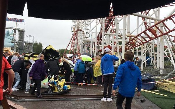 Descarrila vehículo de montaña rusa en Reino Unido, hay 10 heridos - MDs-large_transa0iIUSnXmWFh01yFNwsb38_vdb2s9GeuqKr17m-IHRE