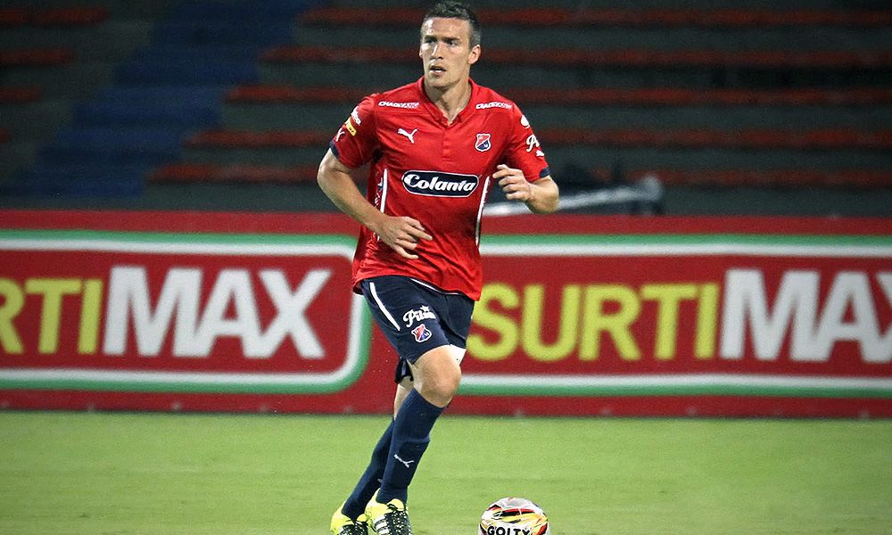 Matías Cahais ya es un tiburón rojo